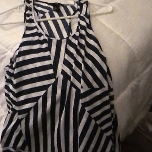 Long flowy tank top - Picture 2 of 3